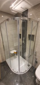 Luton Shower Enclosure