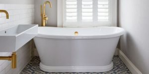 White Freestanding Bath