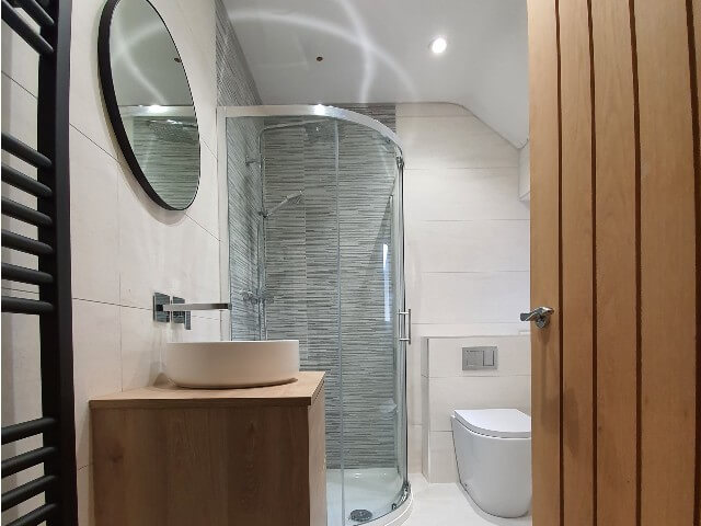 Harpenden - Family Shower Room