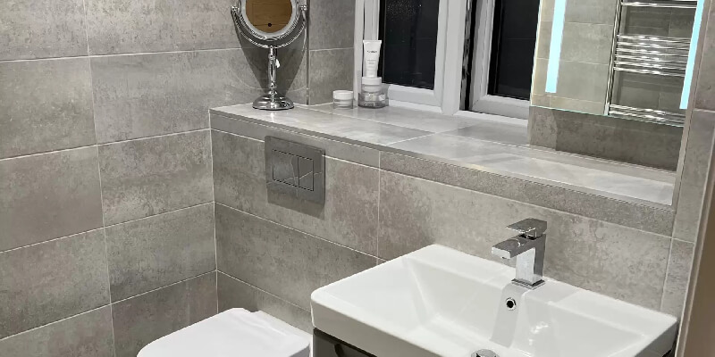 grey modern bathroom