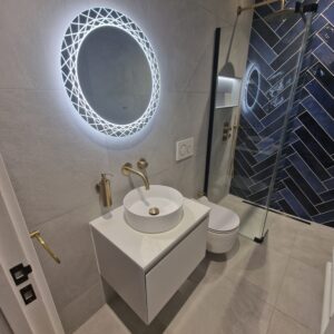 bathroom-feature-mirror
